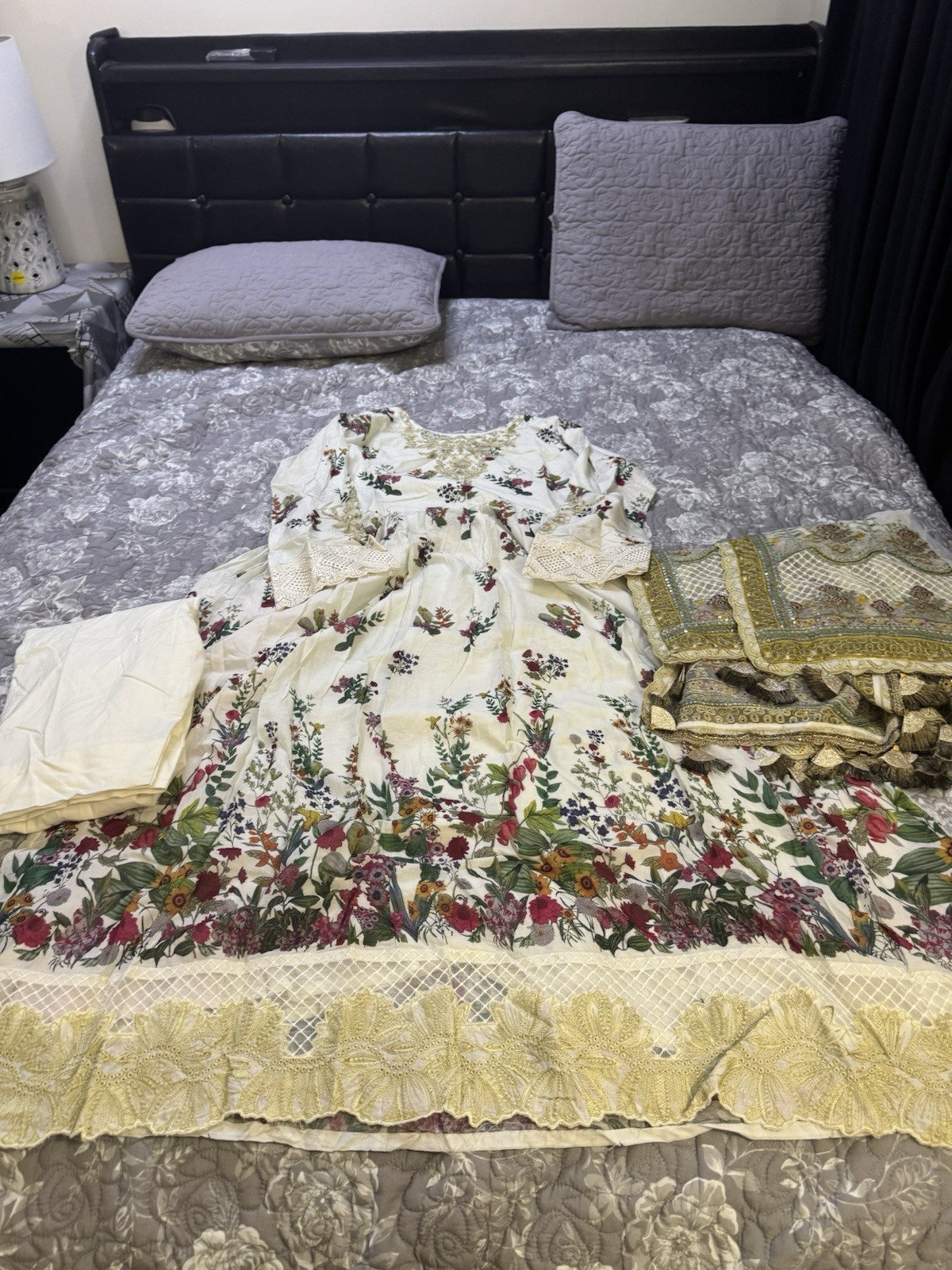 pakistani shalwar kameez stitched