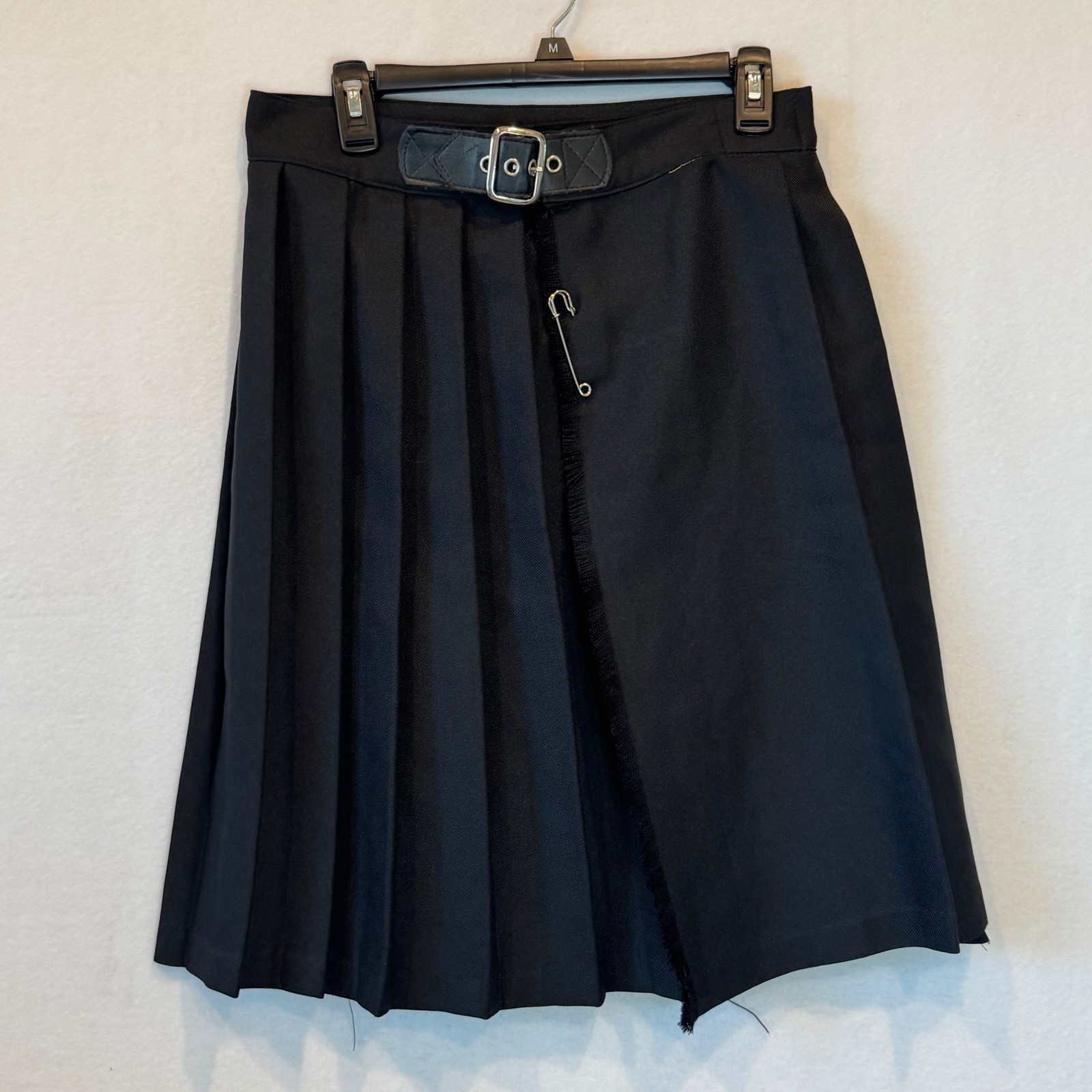 Lip Service Mens Pleated Kilt Black Punk Goth Safety Pin Buckle Medium NEW