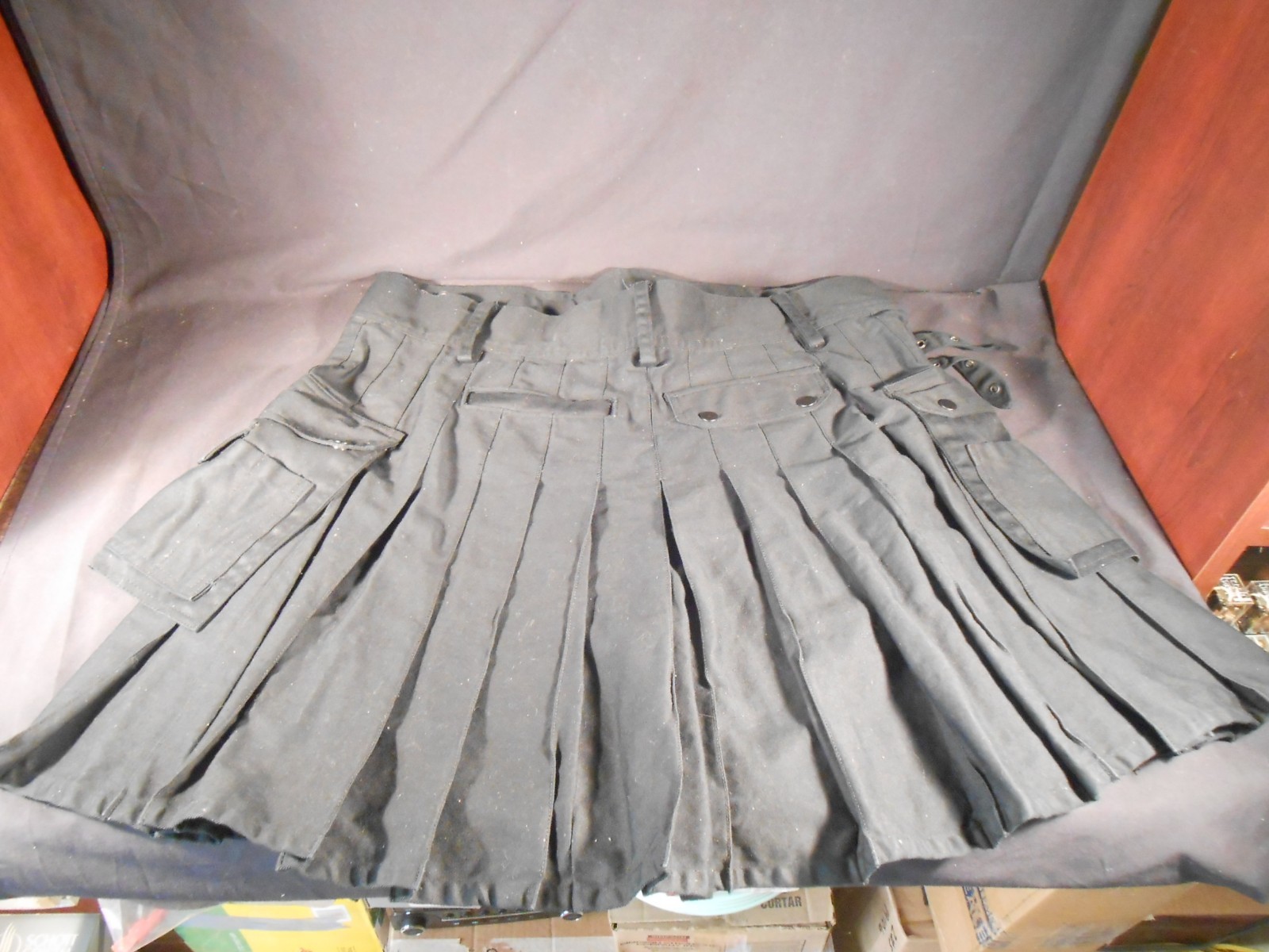 Big mans UT Kilt Sporran Tartan outfit with belt, socks, tie and more. Size 43