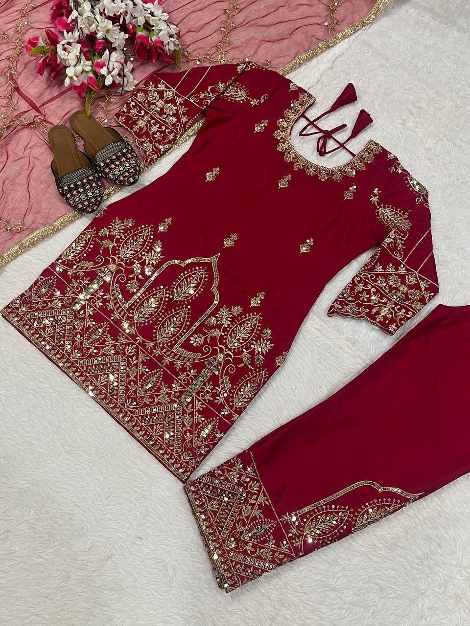 New Presenting Crepe Silk Salwar Kameez With Net Dupatta For Functional Wear