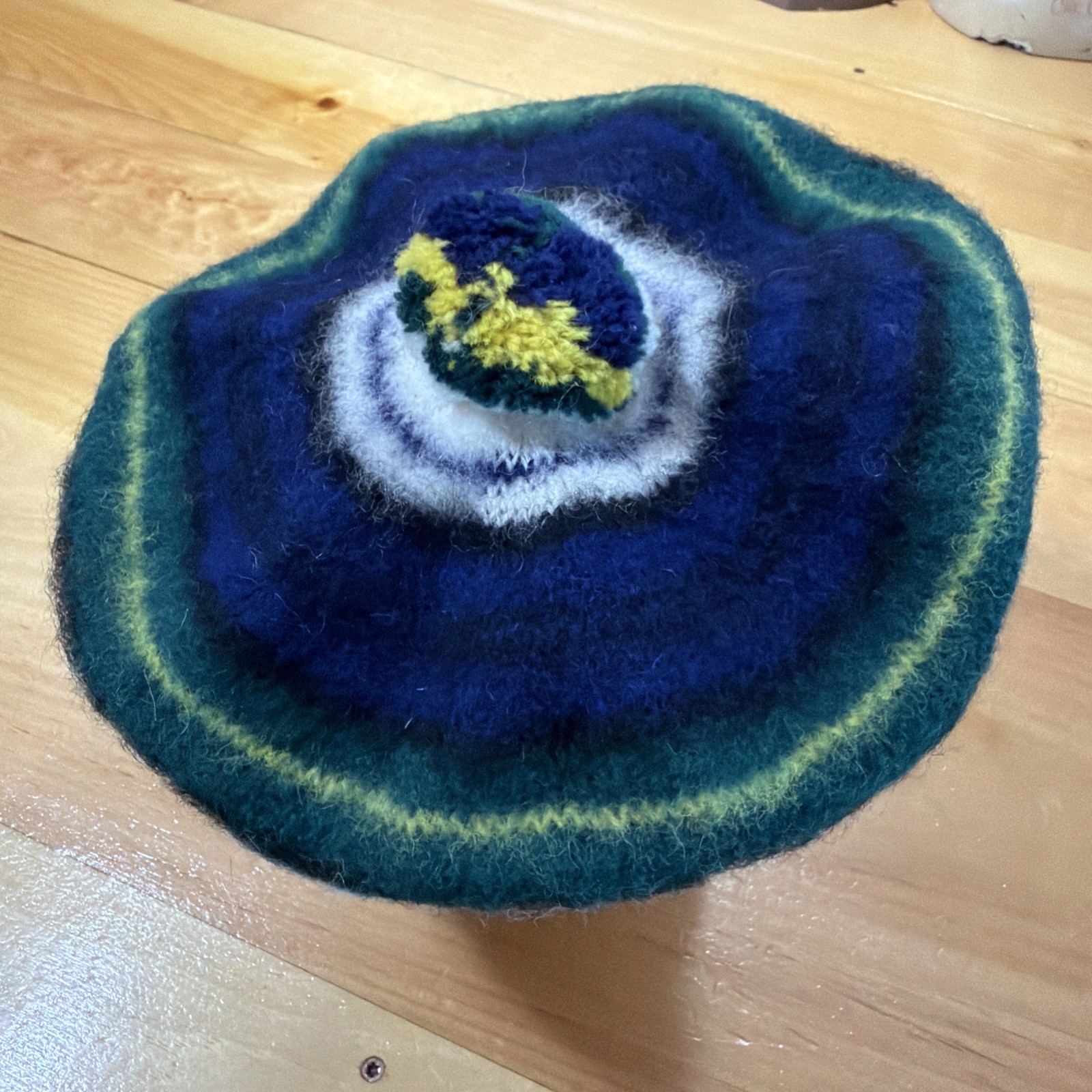 Scottish Tam Hat 100% Wool Made in Scotland Dress Gordon