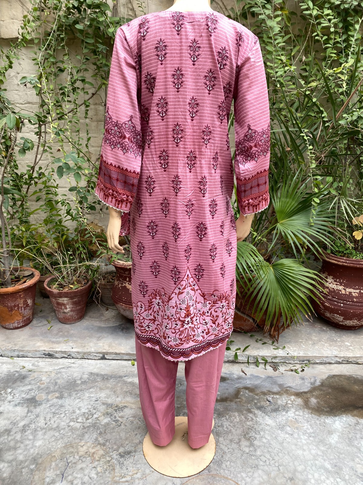 Pakistani Tea Pink Printed Straight Shirt 3-PCS Lawn Suit / Threadwork ,XL #2