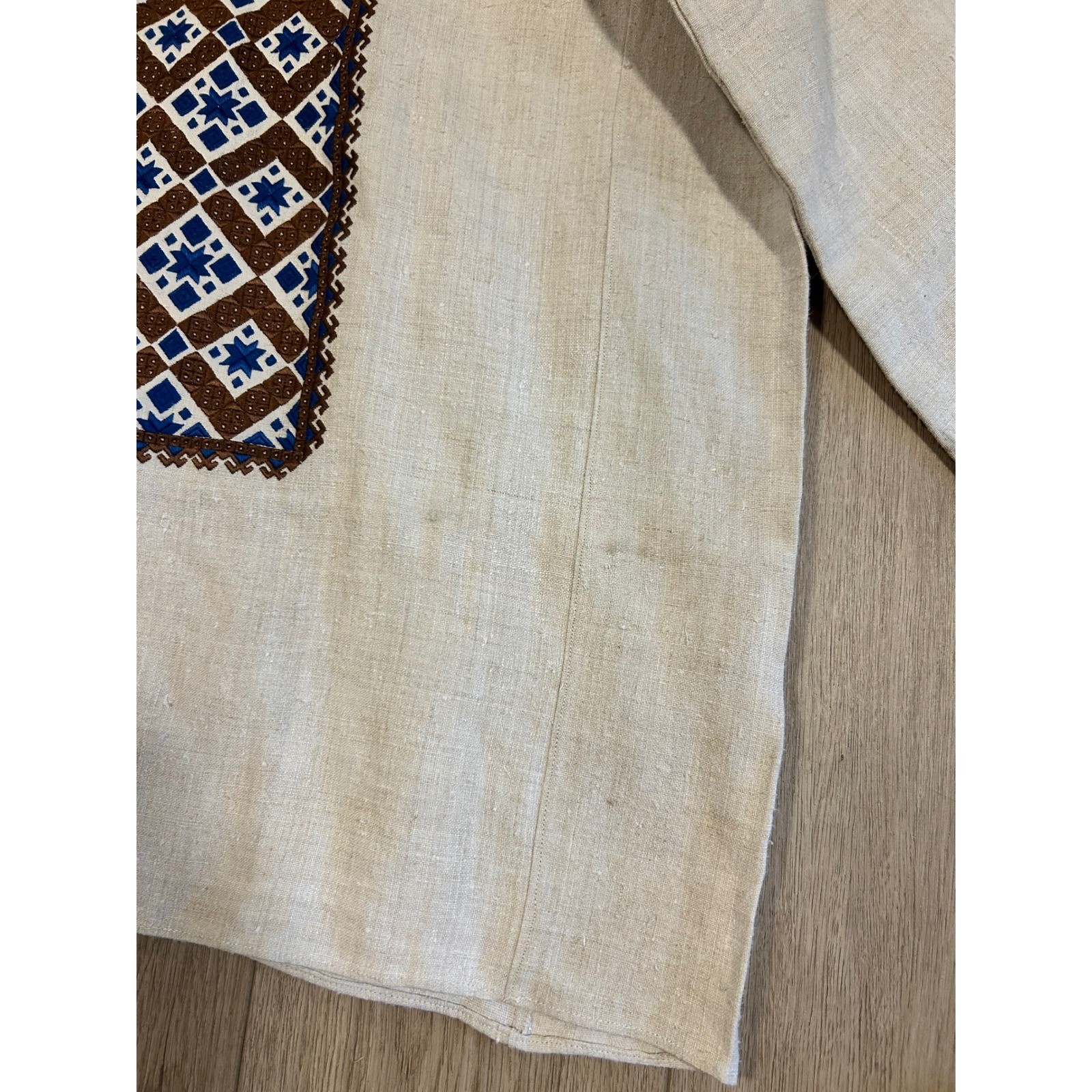 Vintage Ukrainian Vyshyvanka Embroidered Linen Tunic Beige Blue Geometric Folk