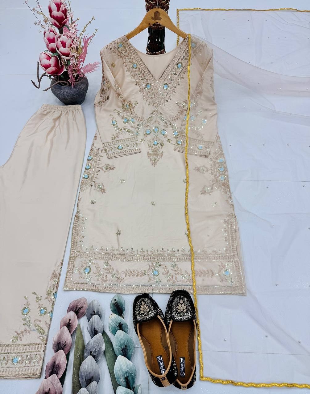 New Fashionable Off White Natural Silk Salwar Kameez With Net Dupatta For Women