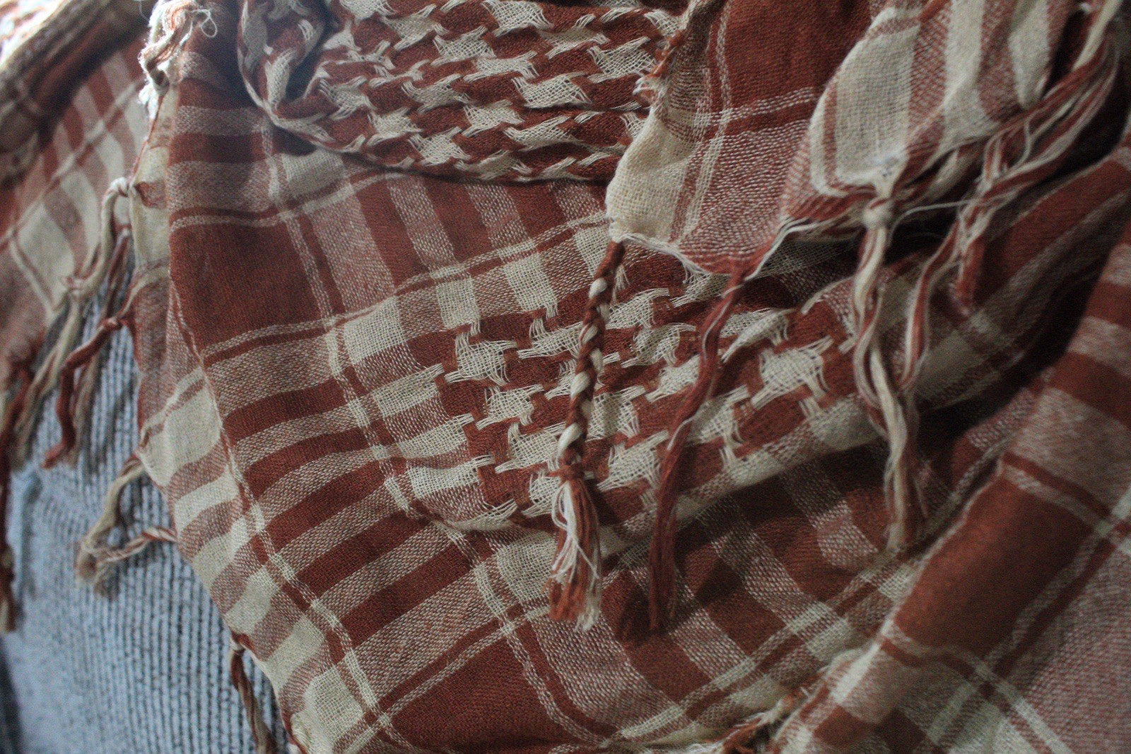 Palestinian Keffiyeh Style Scarf Brown Tan Tassel Wrap Used