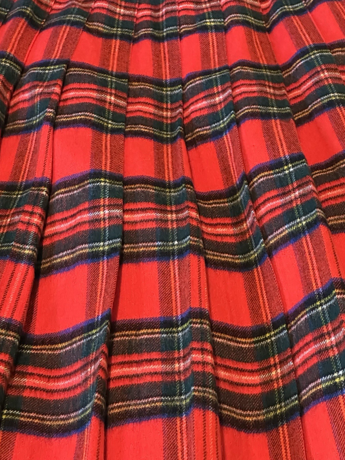 Tartan Gift Shop Red Plaid Cashmere Wool Peter MacArthur Scottish Skirt Size 14