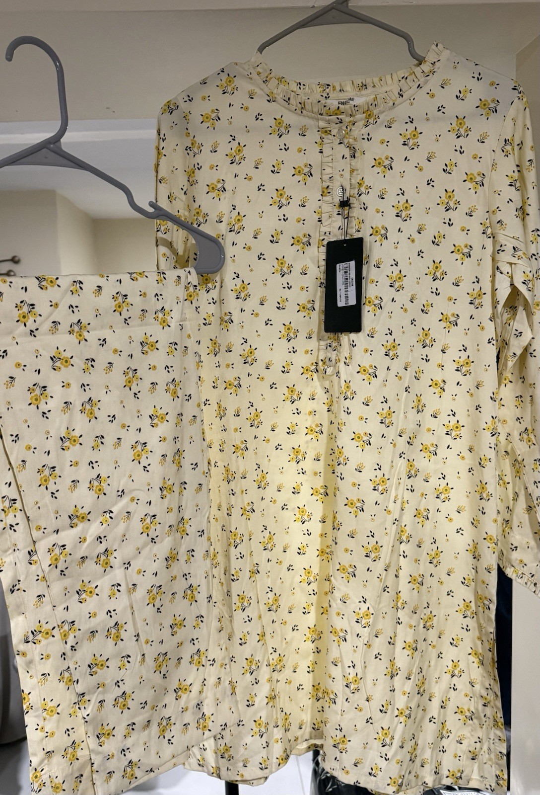 Pakistani/Indian Ready To Wear 3 Piece Printed Suit
