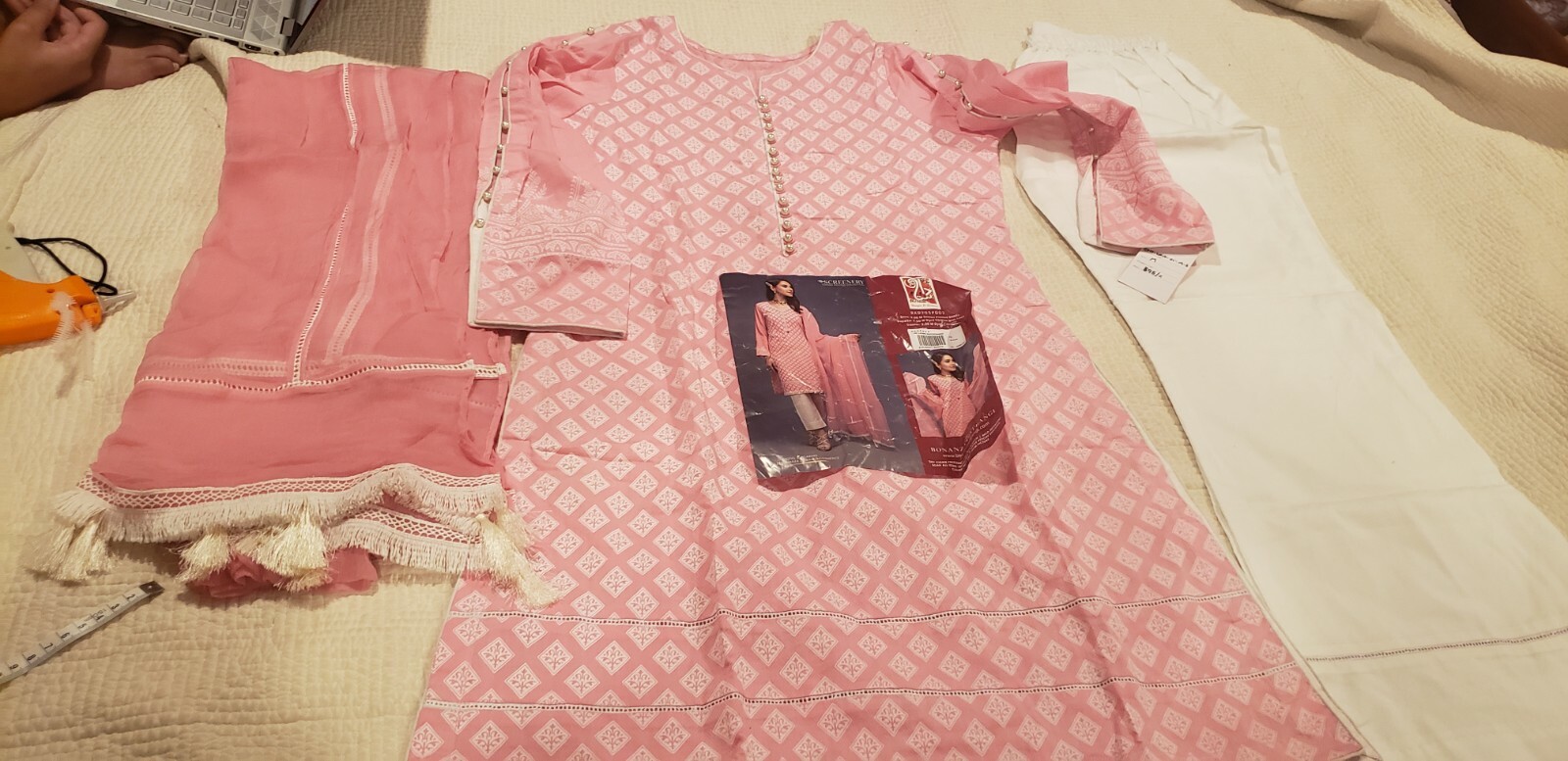 Pakistani / Indian Women’s Original Bonanza Pink Cotton Suit w/ Chiffon dupatta