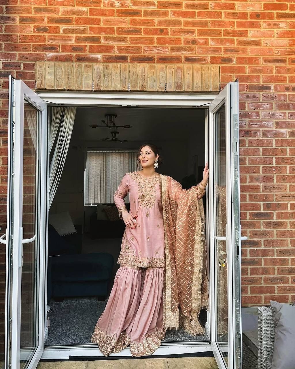 SALWAR KAMEEZ PAKISTANI INDIAN WEDDING PARTY WEAR DRESS BOLLYWOOD SUIT SHARARA