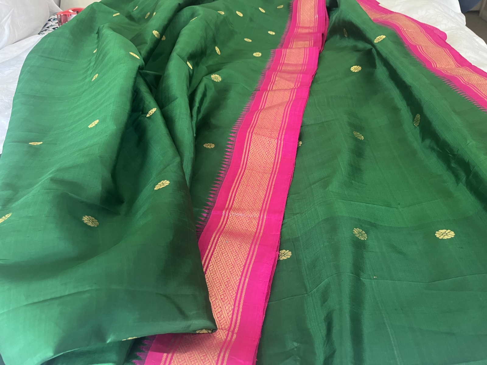 Chinnasami Chetty Silk Sari Green and Pink w/ Gold Accents 5.5 Meters NOS