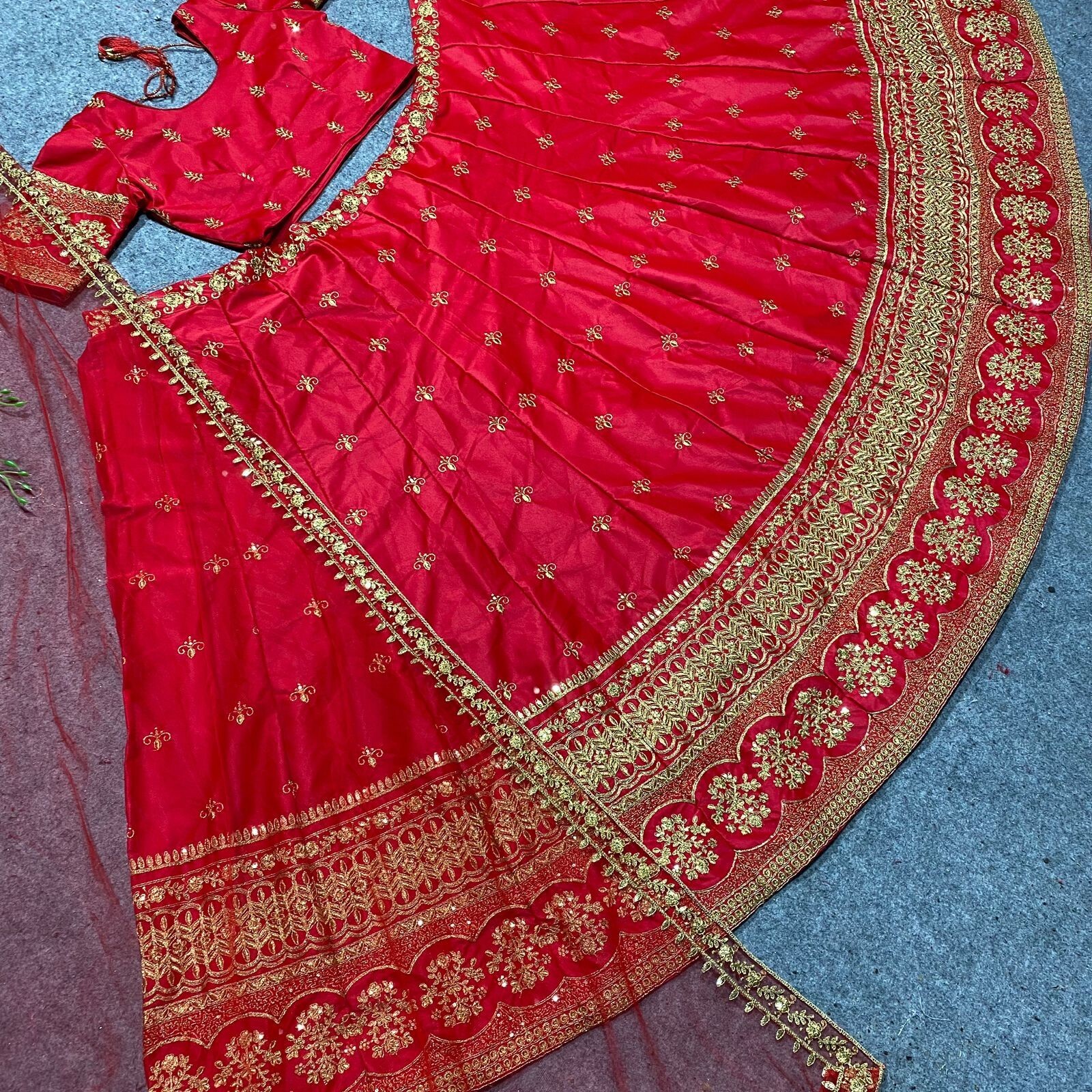 LEHENGA CHOLI INDIAN BOLLYWOOD WEDDING PARTY PAKISTANI WEAR READYMADE