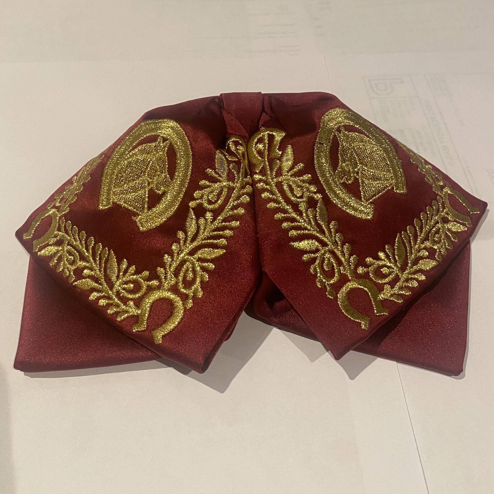Mariachi Bow Tie, Burgundy With A Horseshoe and Horse Embroidered / Moño Charro