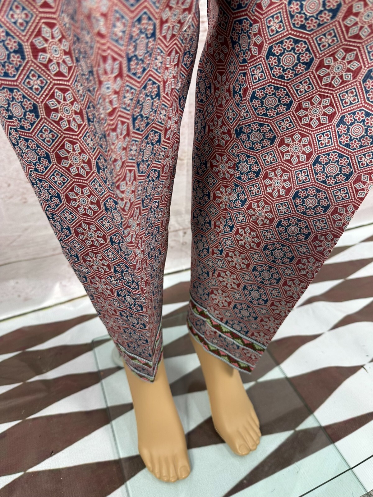 MTF THE WINTRY CITY DIGITAL IDENTIC PRINTED KHADDAR 3 PIECE READY TO WEAR