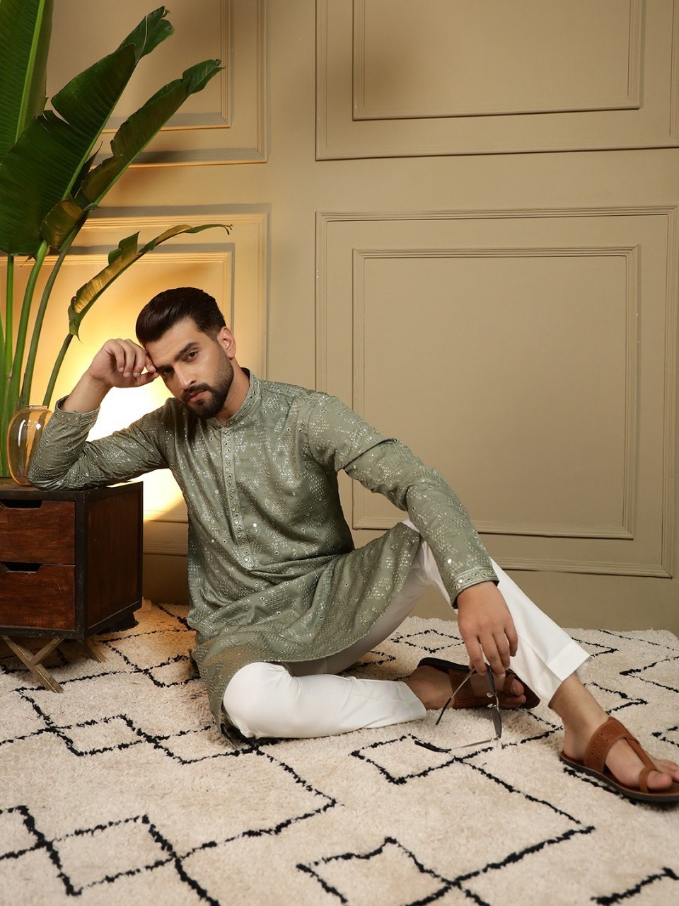 Men’s Royal Linen Kurta Pajama Set Elegant Ethnic Wear for Festive & Wedding