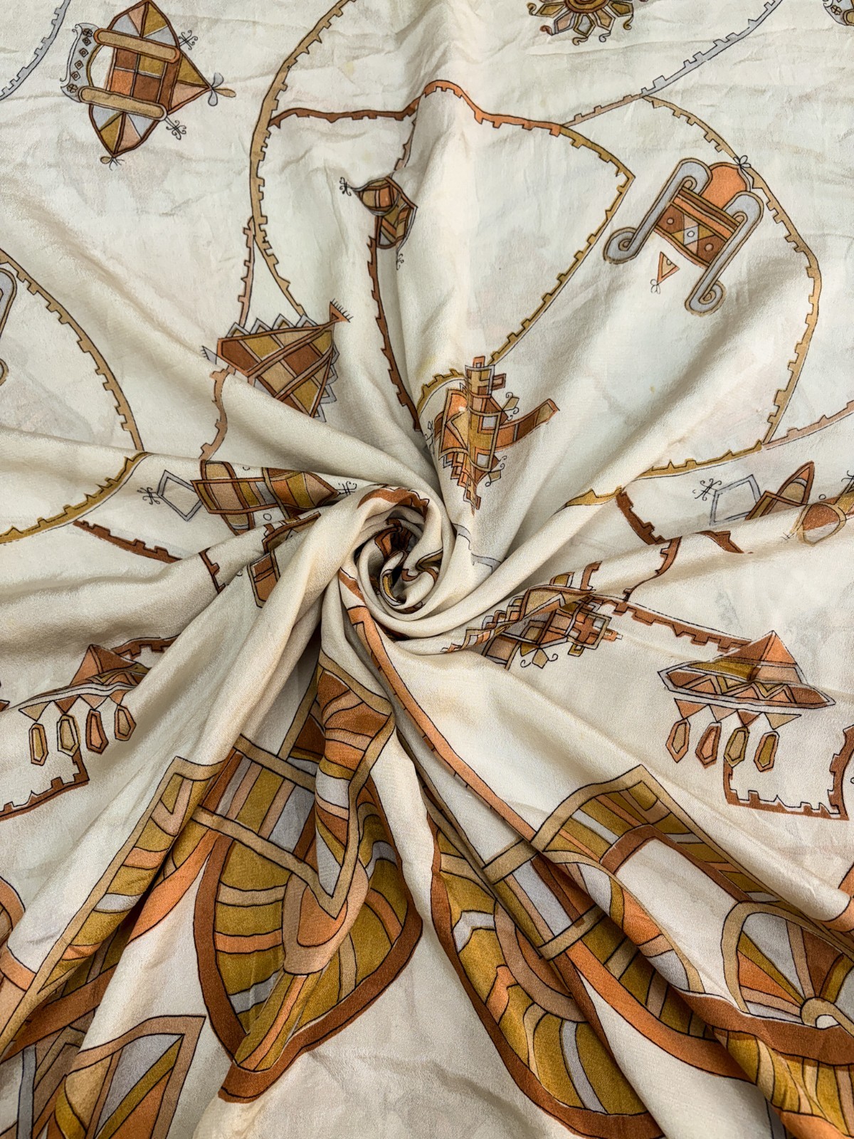 Vintage Chiffon Silk Saree, Lightweight Fabric for DIY & Sewing CS1192