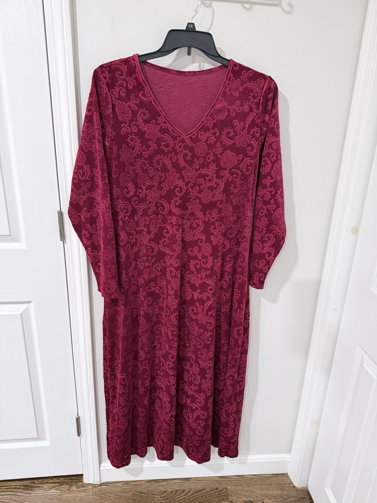 Indian Pakistani Beautiful Printed Velvet Maxi Size L