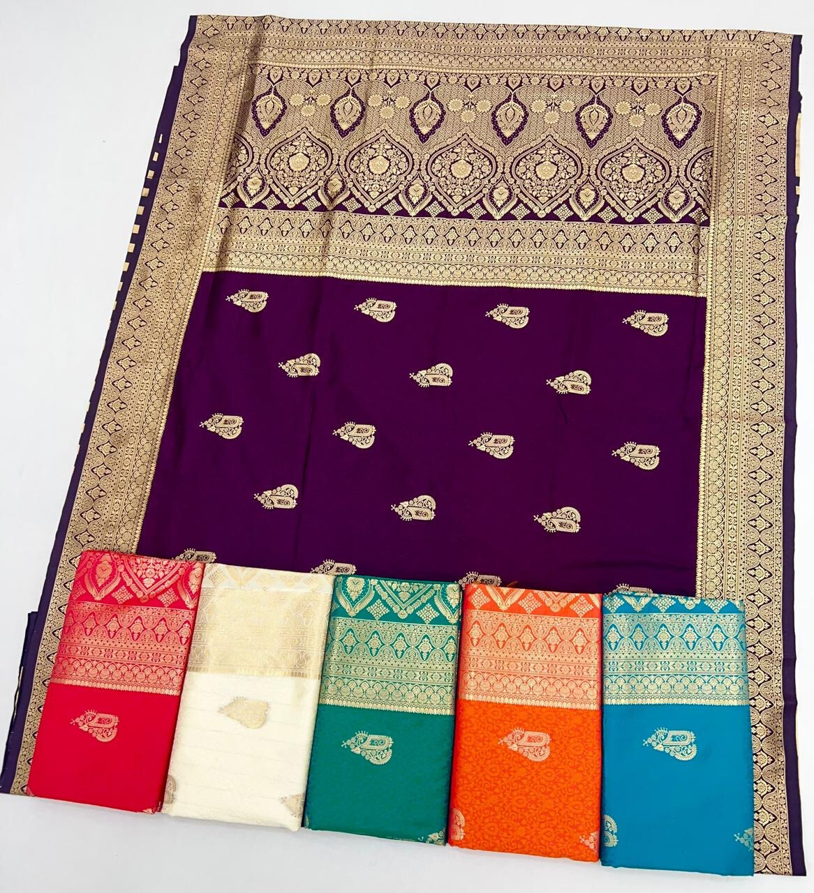 Women Silk Saree Golden Zari Weaving Indian Traditional Ethnic Wedding Wear Sari