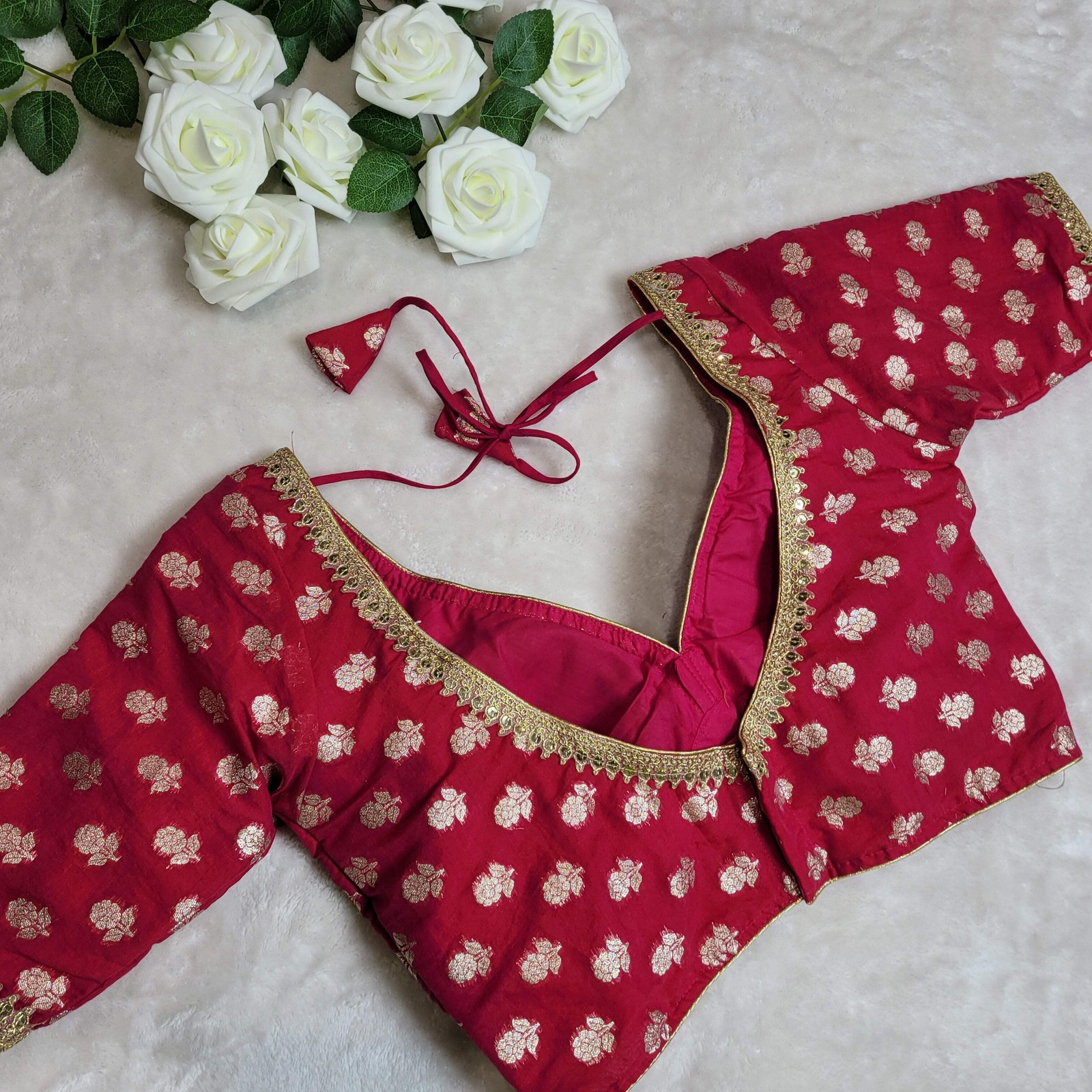 Exquisite Chanderi Silk Blouse with Intricate Lace Work – Elegant Neckline & Sle