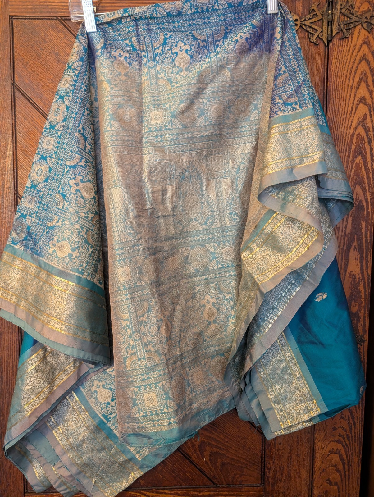 VTG Teal Blue Silk Saree with Intricate Zari Pallu 206″ x 43″ Traditional