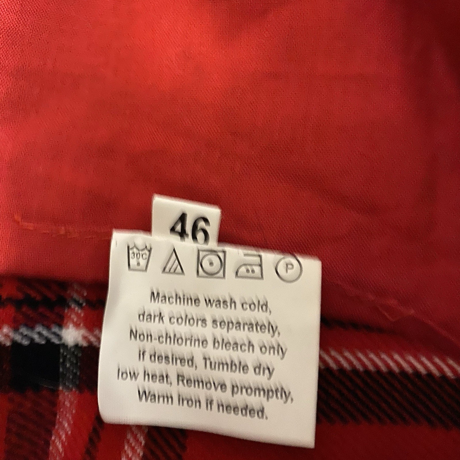 Red Tartan Plaid Pleated Kilt Mens Sz 46 Buckle 24 Inch Length Adjustable Waist