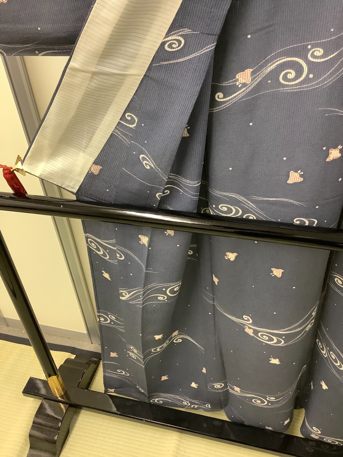 Japanese Vintage Kimono Polyester Gray tradition bird wind Height 63.38in