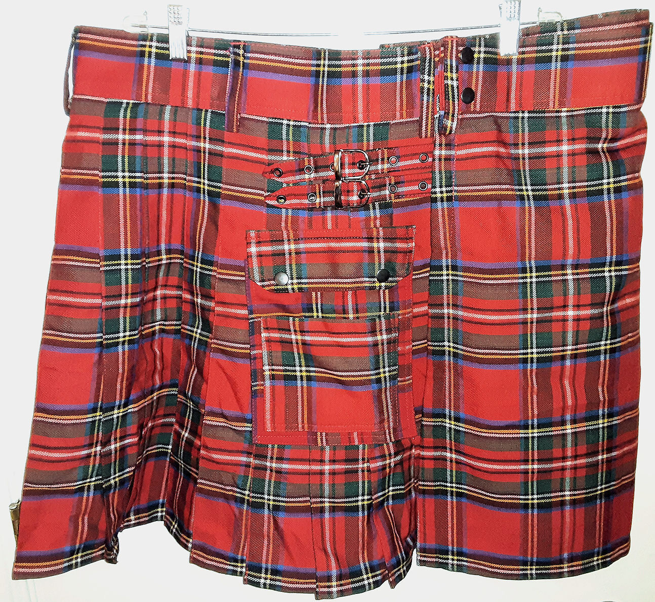 Kilt Unlabeled Red Green Blue Black Yellow White Mens 46″ Waist NWOT