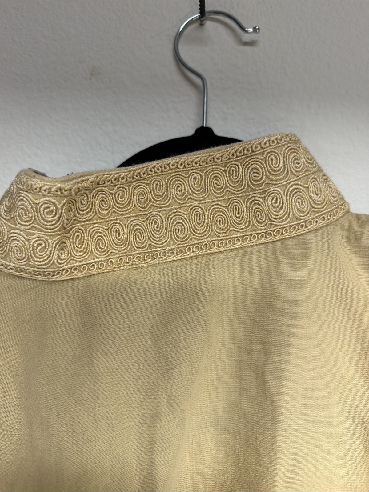 White n Day Men’s Beige Embroidered Kurta Tunic Shirt XL 42 Long Sleeve India
