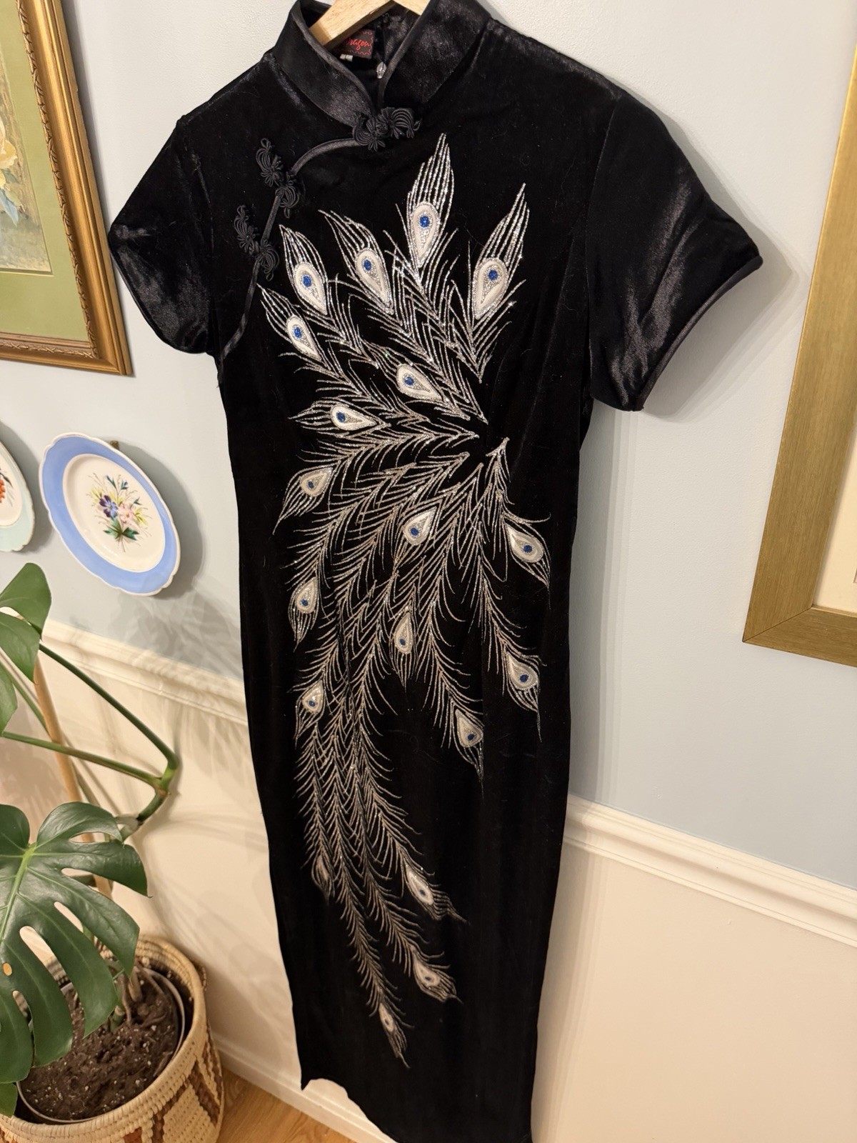 Traditional Chinese Cheongsam Qipao Dress Large Peacock Tail Black Velvet