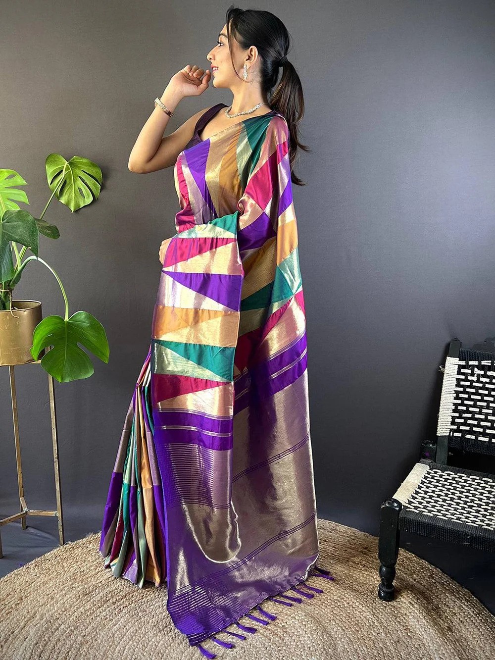 Women Multicolor Purple Geometric Kanjivaram Silk Saree With Unstitched Blouse
