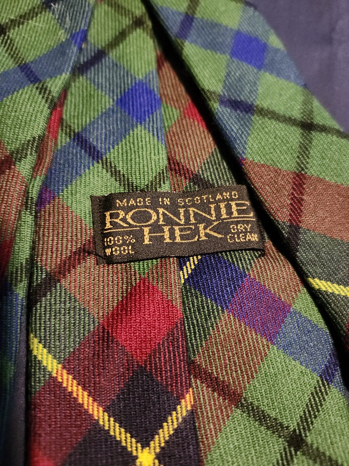 Ronnie Hek Made in Scotland 100% Wool Multicolor Tartan Tie Green Blue Red