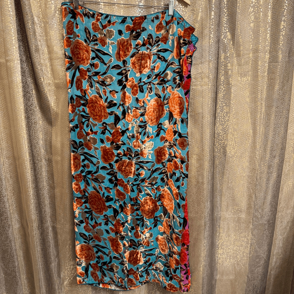 Burnout Velvet Floral Pink Blue Teal Metallic Border Fabric Saree Wrap