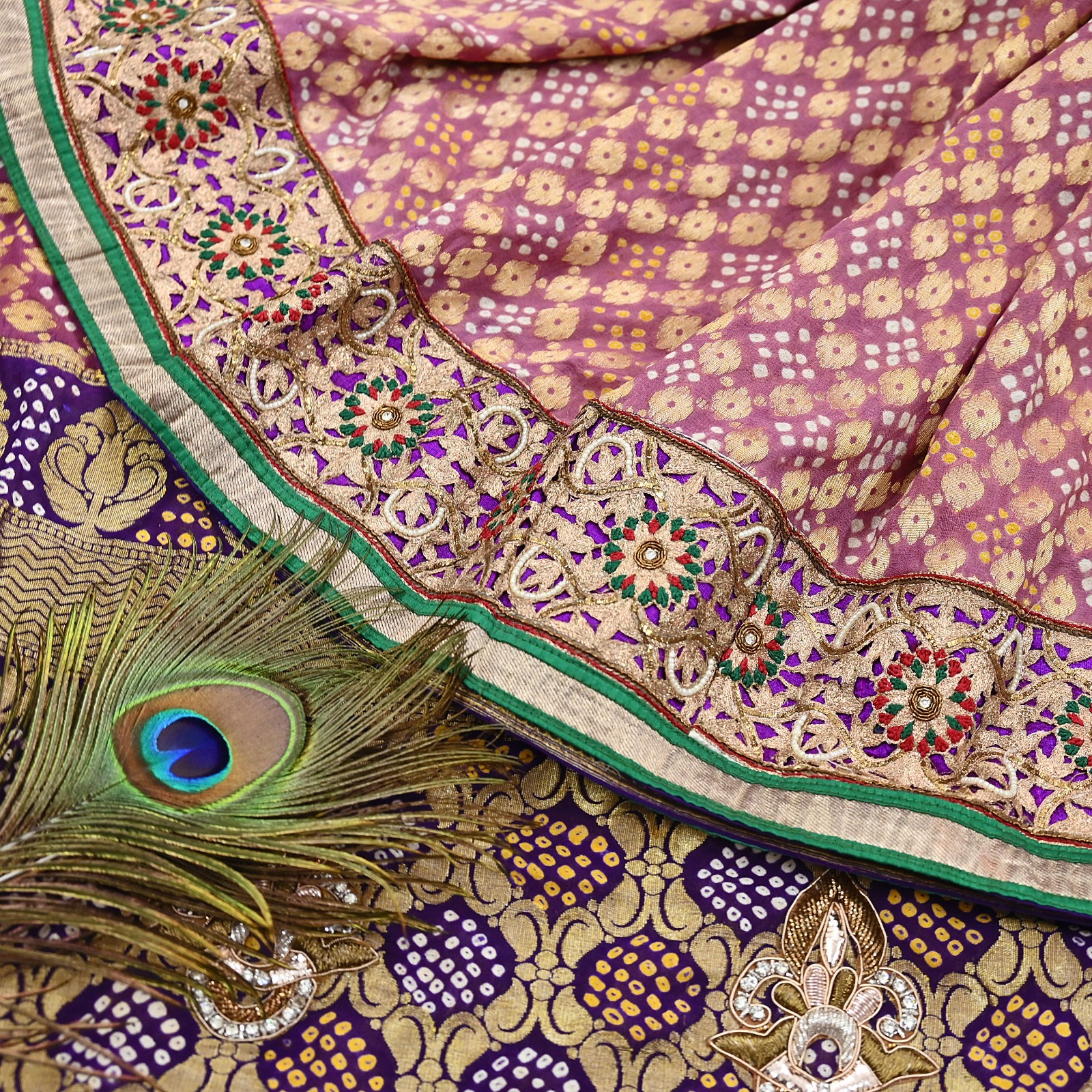 Indian Pre-Owned Sari Pure silk Hand Embroidered Bandhani Gharchola Saree