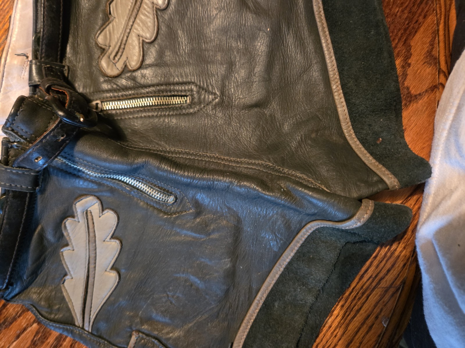 1960s Vtg Auth. Leather LEDERHOSEN Shorts German Octoberfest Festival 24″W Green