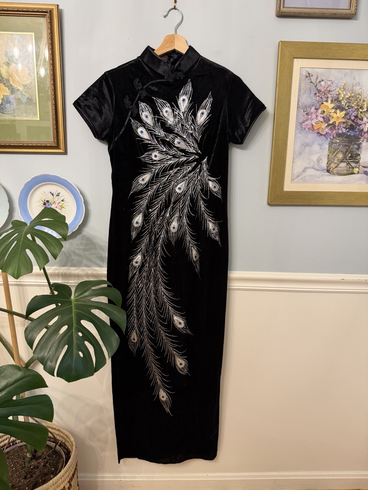 Traditional Chinese Cheongsam Qipao Dress Large Peacock Tail Black Velvet