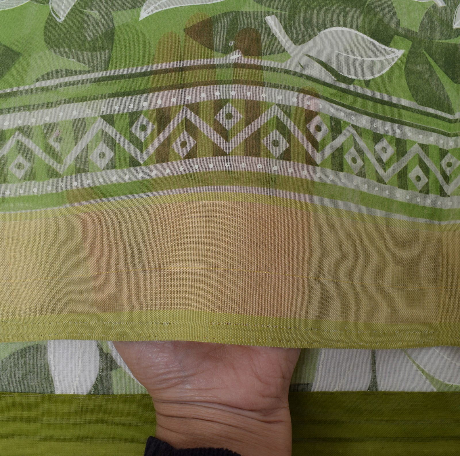 Sushila Vintage Green Saree Blend Cotton Printed Floral Soft Craft 5 Yard Fabric
