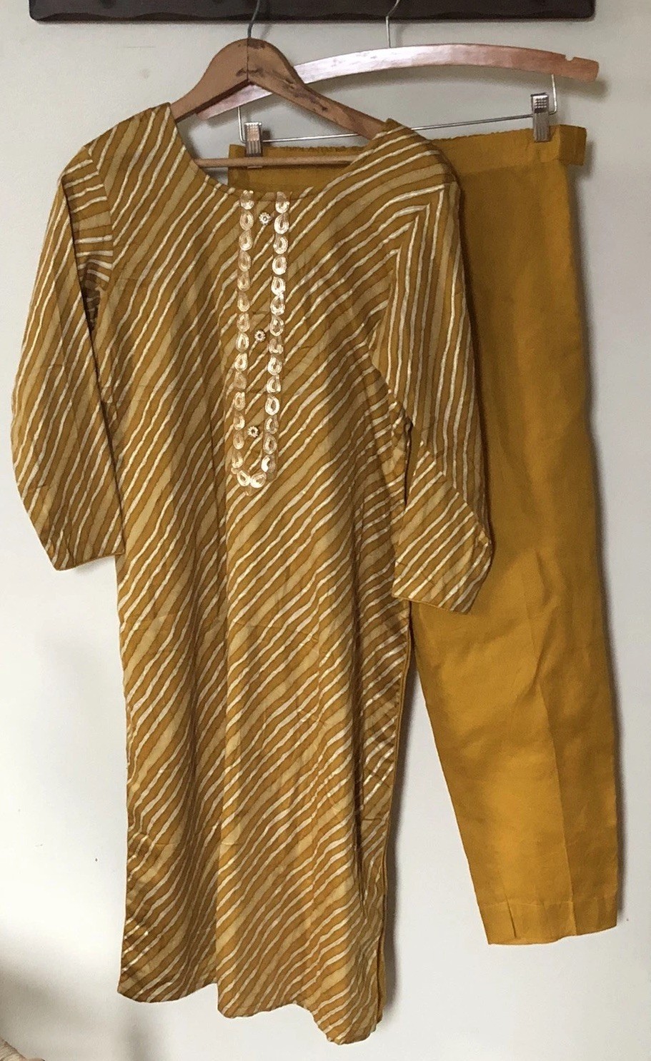 Handmade Womens S 2-pc Kurti Set Mustard Gold Yellow Shimmer Metallic Pocket