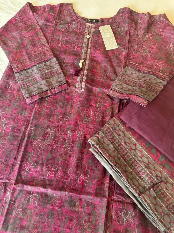 New HZ 3pcs soft khaddar winter wear lace work dress M42