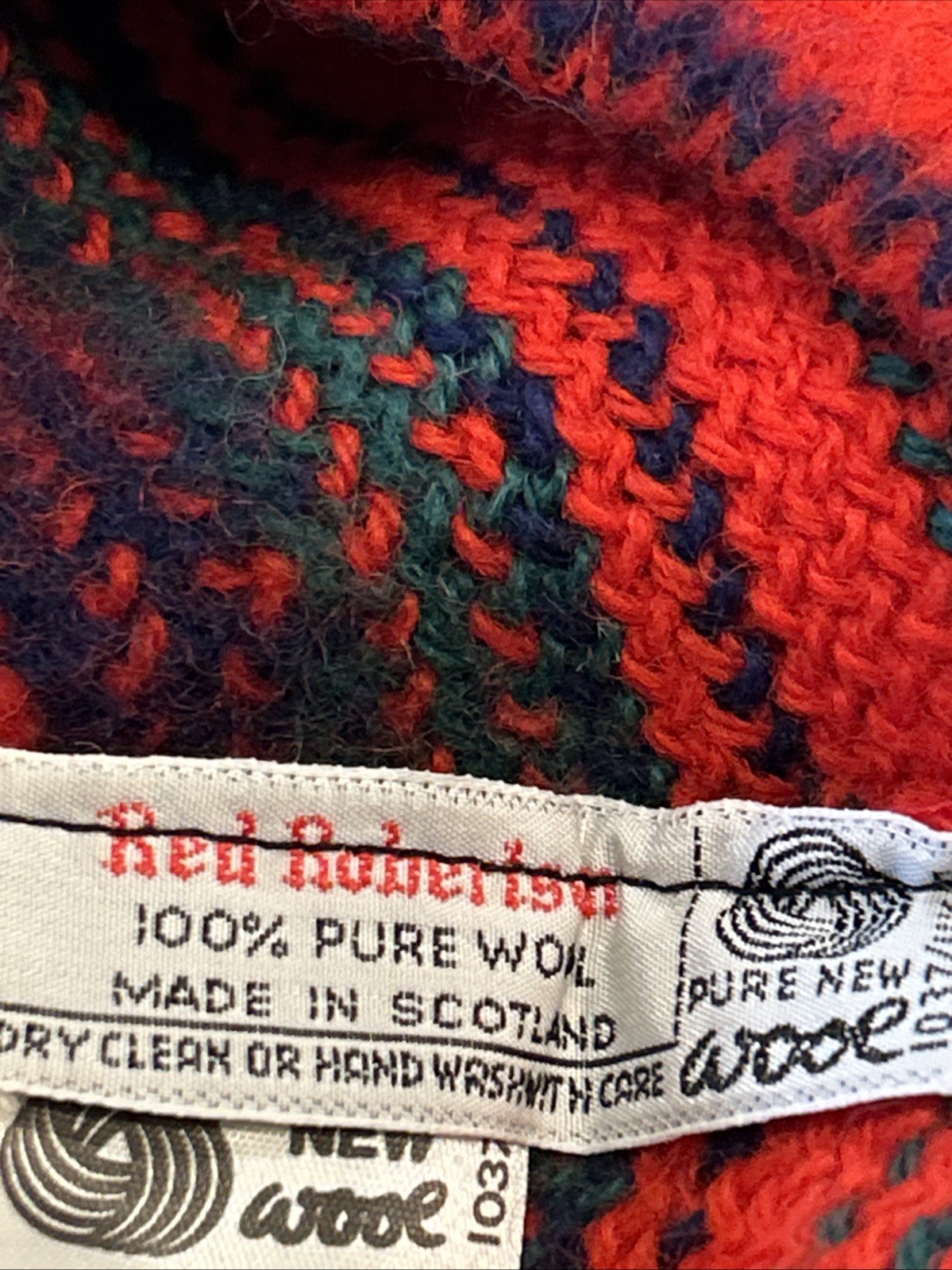RED ROBERTSON Tam o’ Shatner 100% Wool Flat W Pom Made in Scotland
