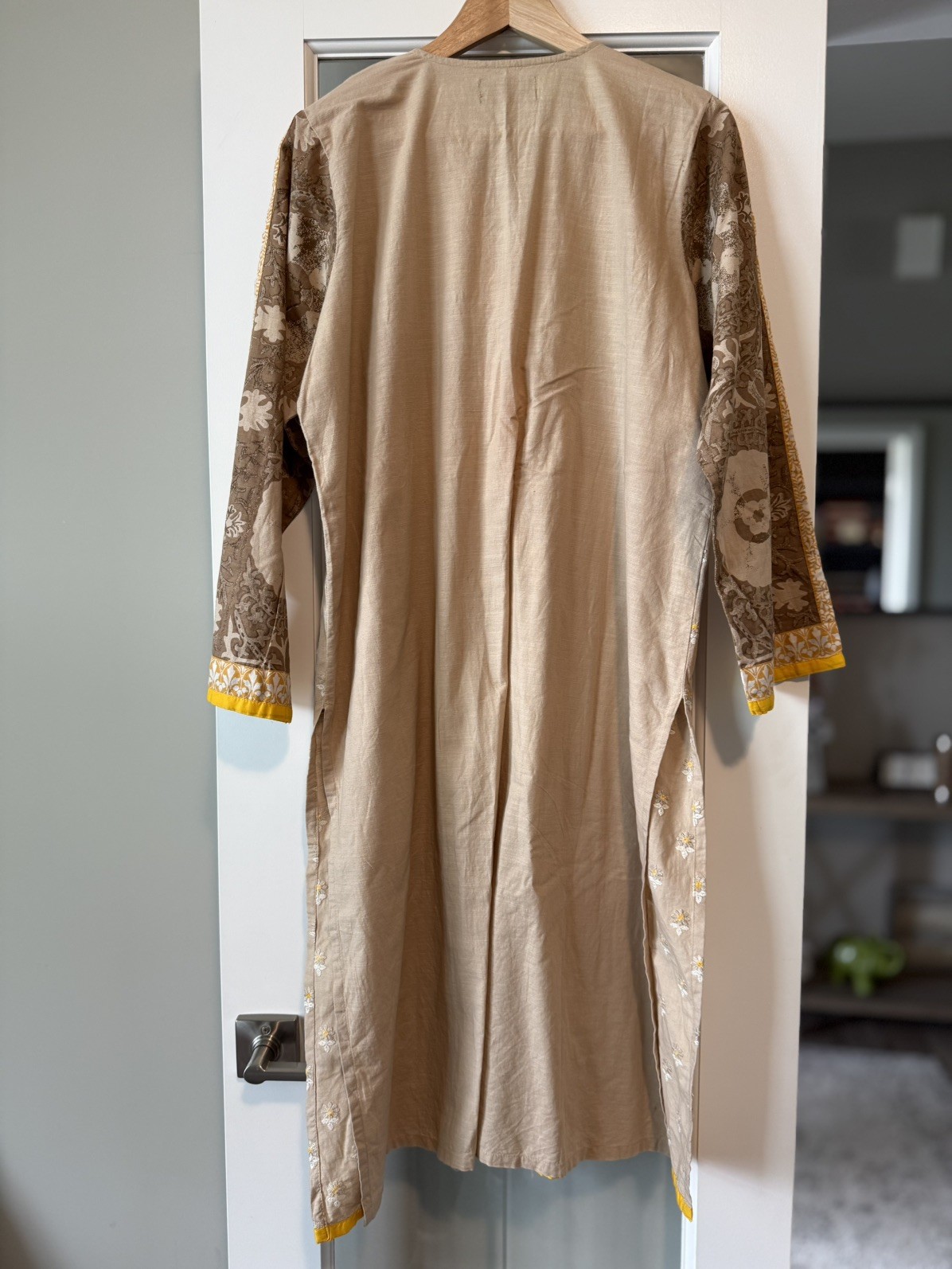 Women Pakistan Shirt/Kurti/kurta Size L by Sana Safinaz