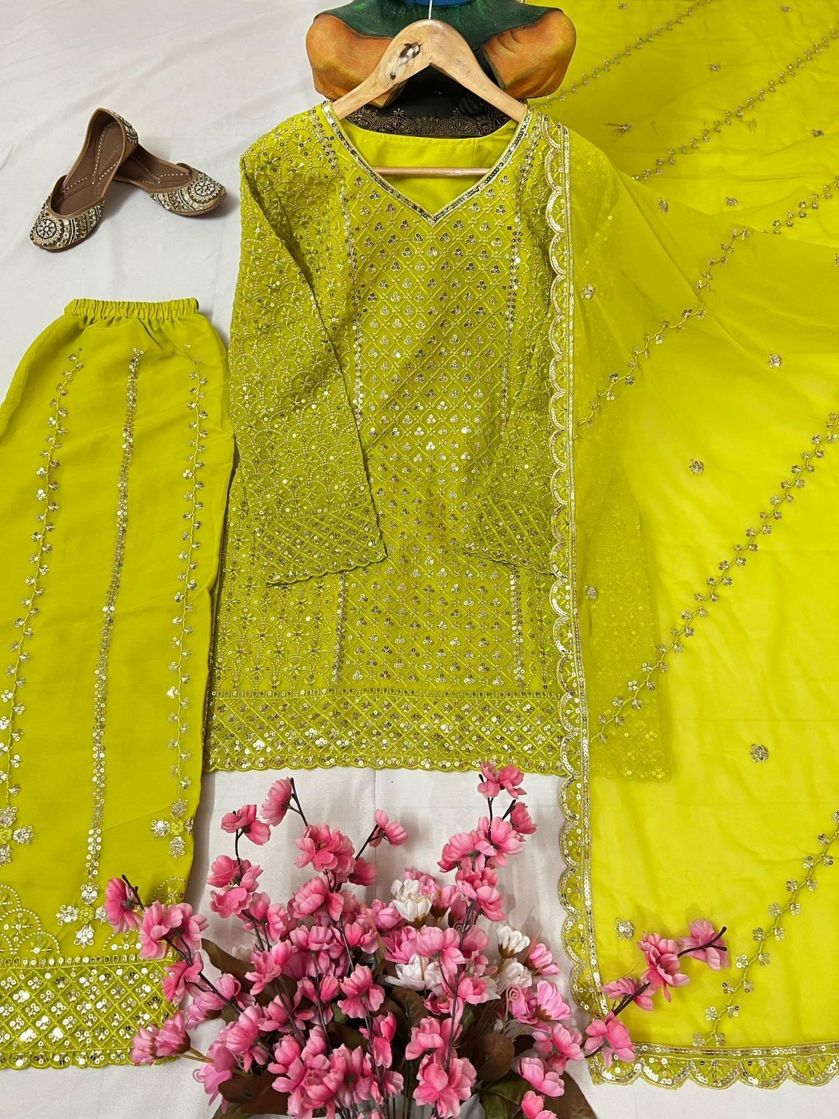 NEWLY LAUNCHED KURTI & PLAZZO