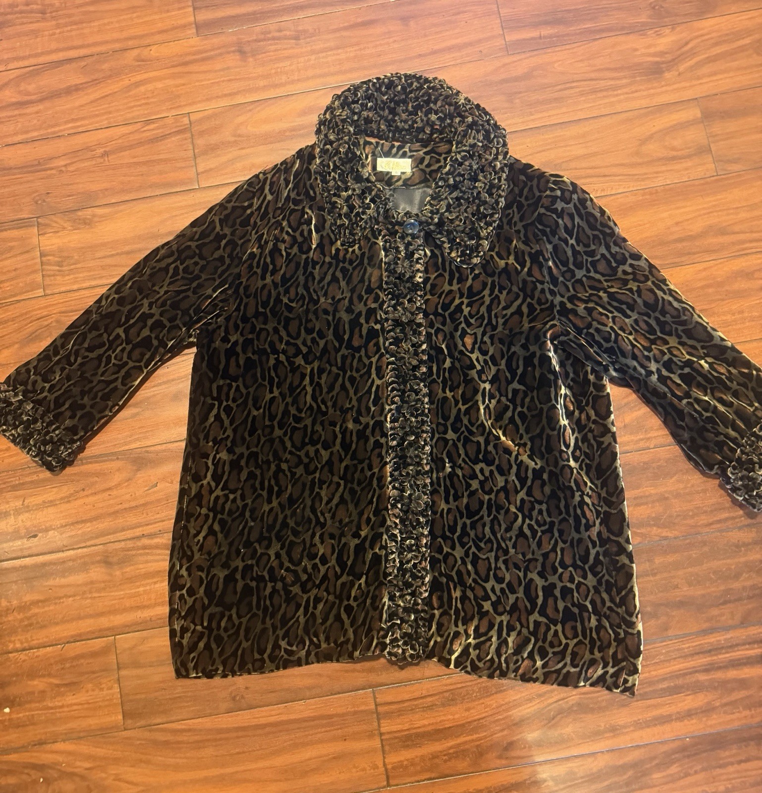 ETHOS Velvet rayon Silk Jacket open Coat Size Oversized Small animal print