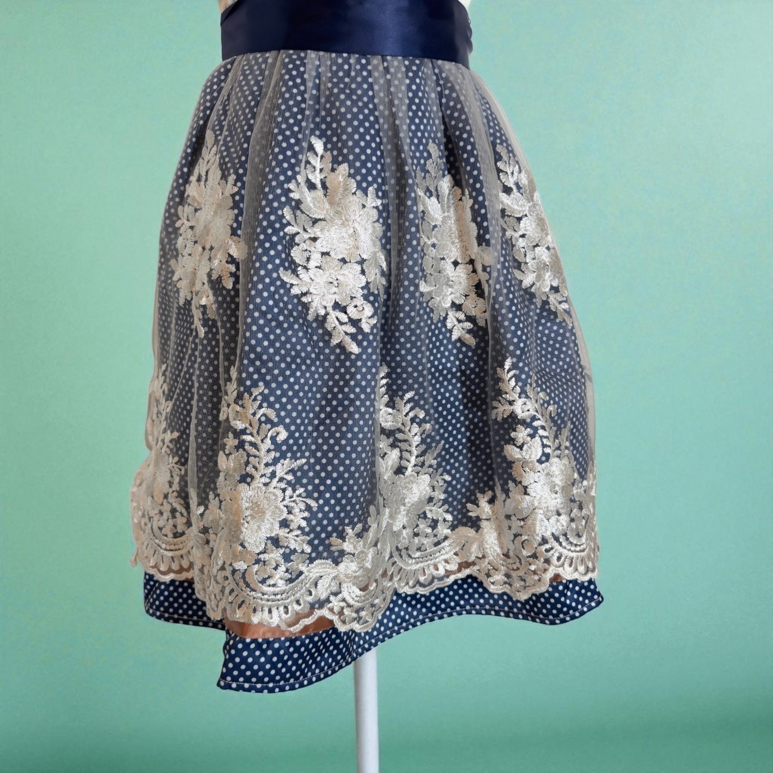 New Large Oktoberfest Blue Floral Lace Dirndl Dress Bavarian German Trachten