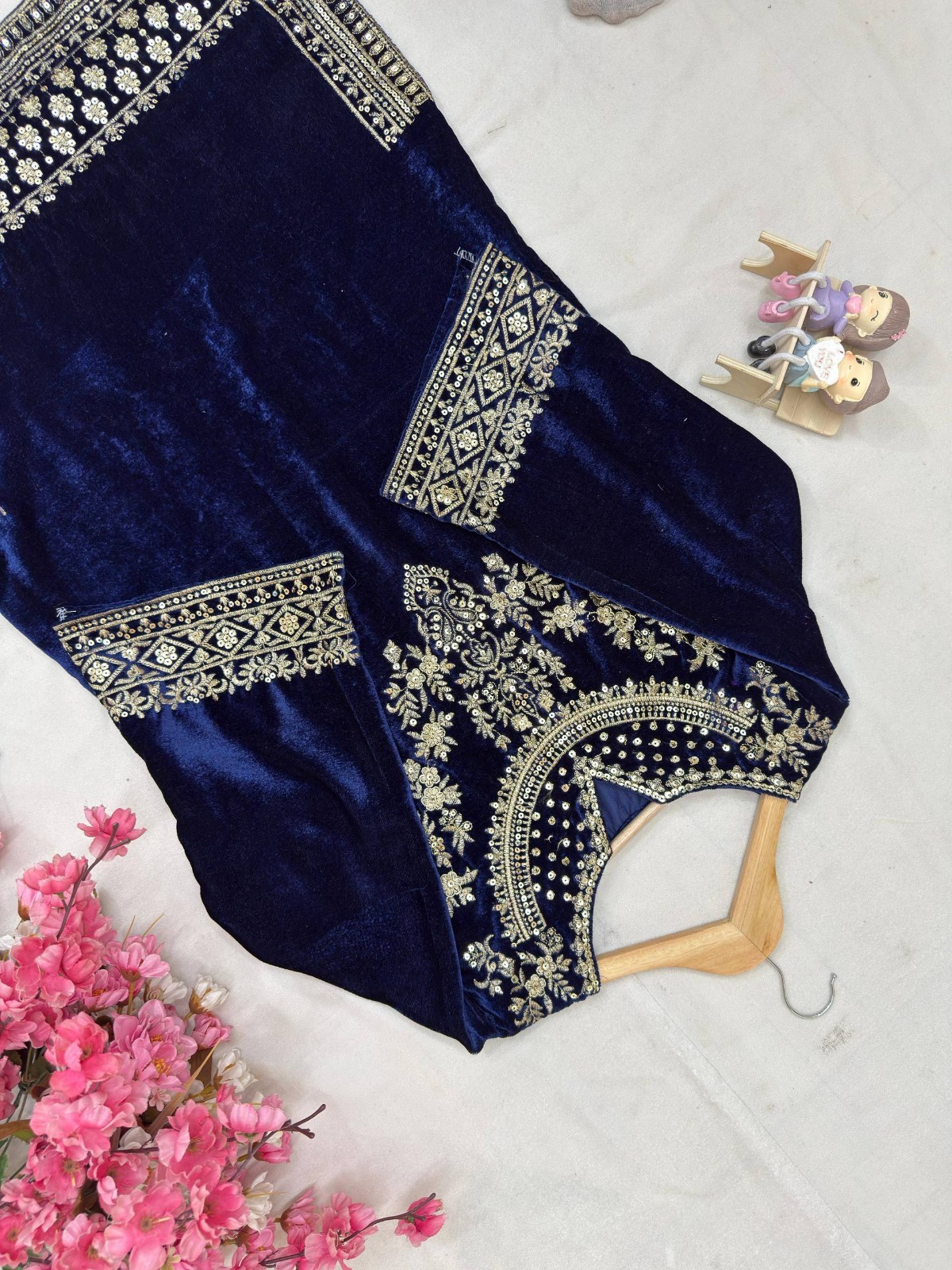 Velvet Suits Pakistani Salwar Kameez Ready To Wear Dress Party Bollywood Wedding