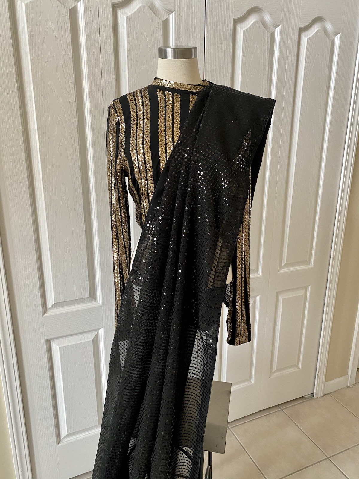 New Sequins Sari With Blouse Crop Top