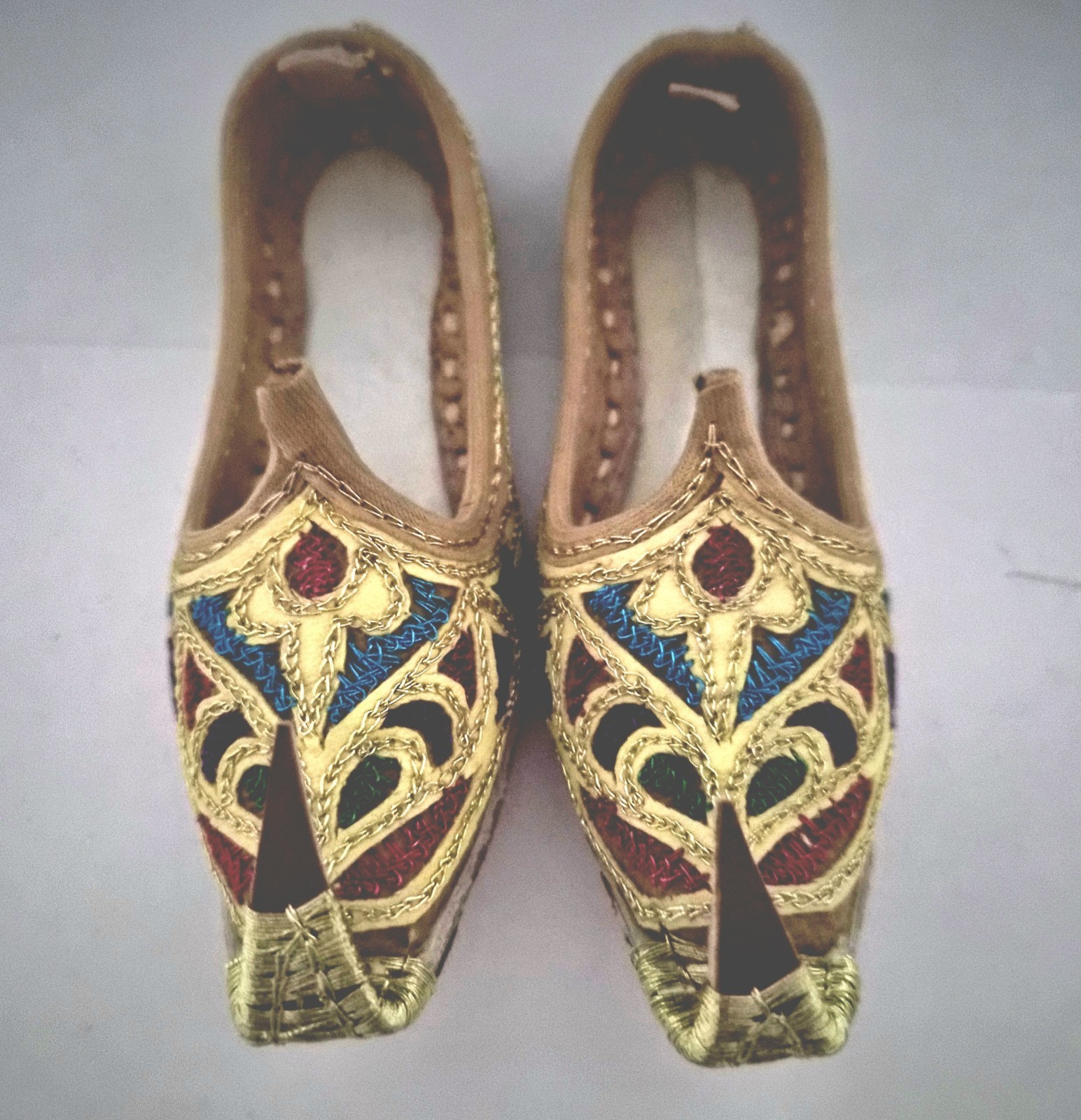 Handmade Mojari Embroidered Shoes Gold Red Blue Green Beige