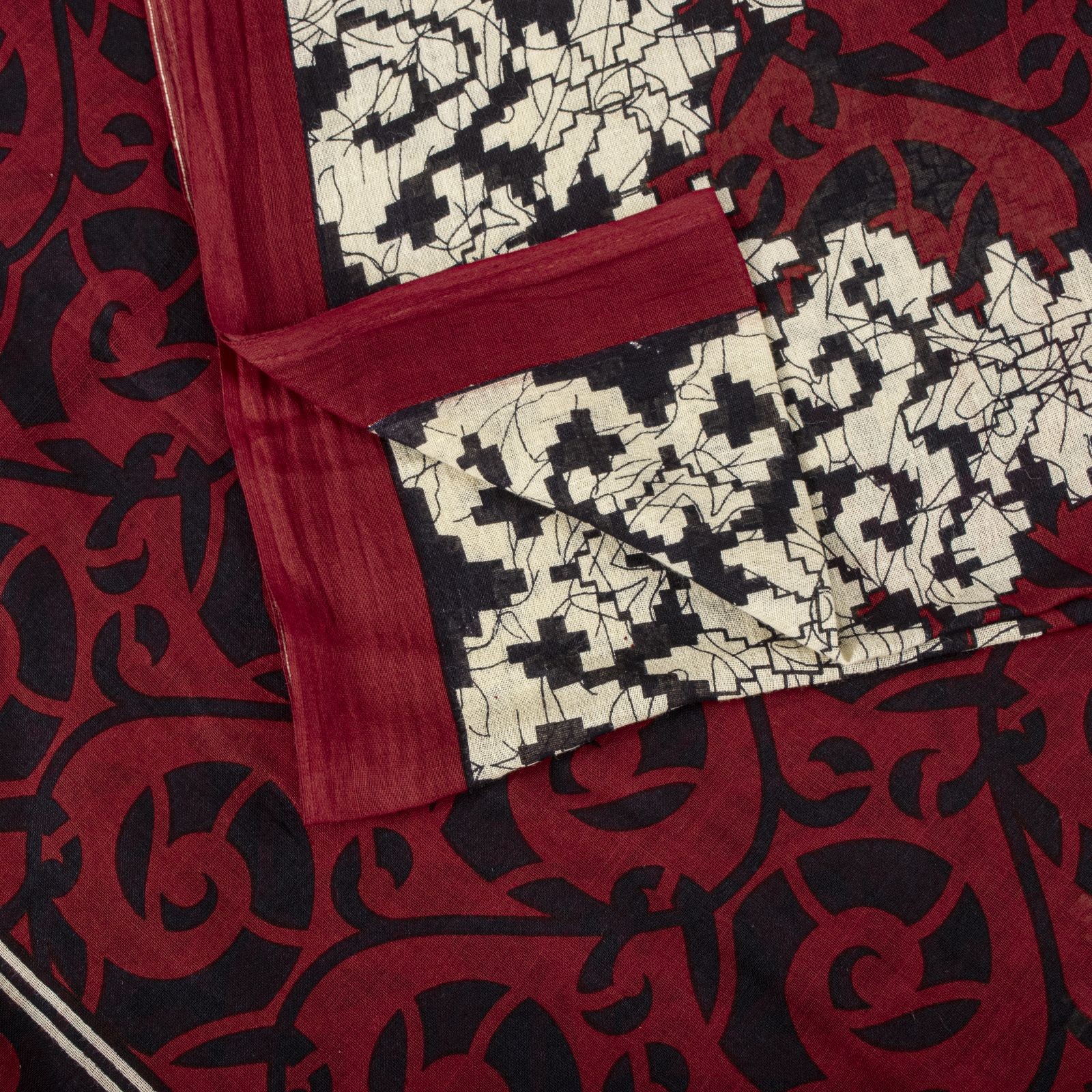 Sanskriti Vintage Saree Red-Black Pure Cotton Damask Printed Sari Fabric 5+Yard